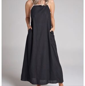 Black Contrast-Trim Maxi Sundress